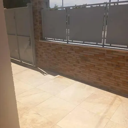 Sunset Boulevard * Vlore